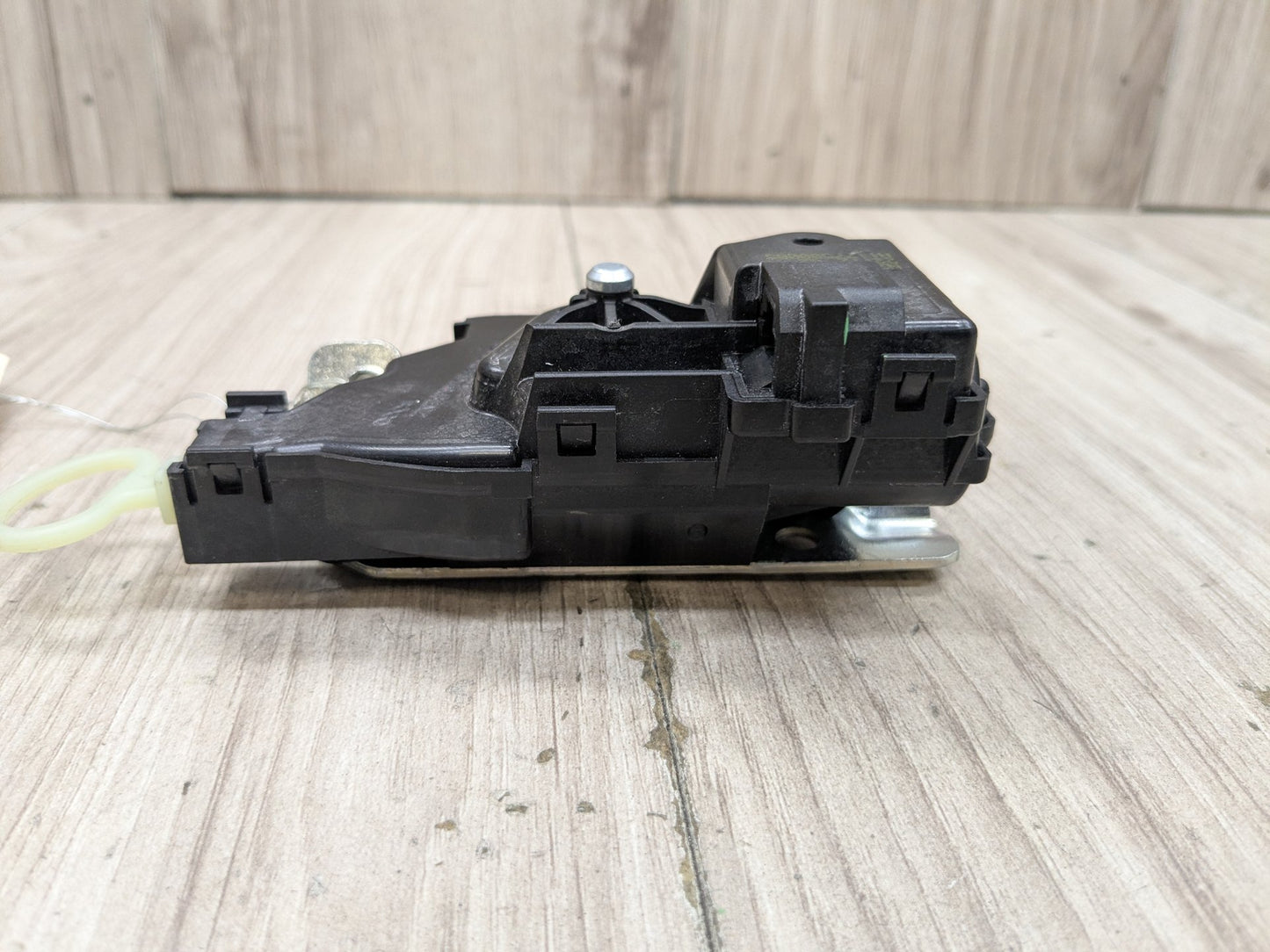 2015-2021 Mercedes-Benz C43 W205 Liftagte Trunk Lid Liftgate Lock Latch Actuator A1177500085