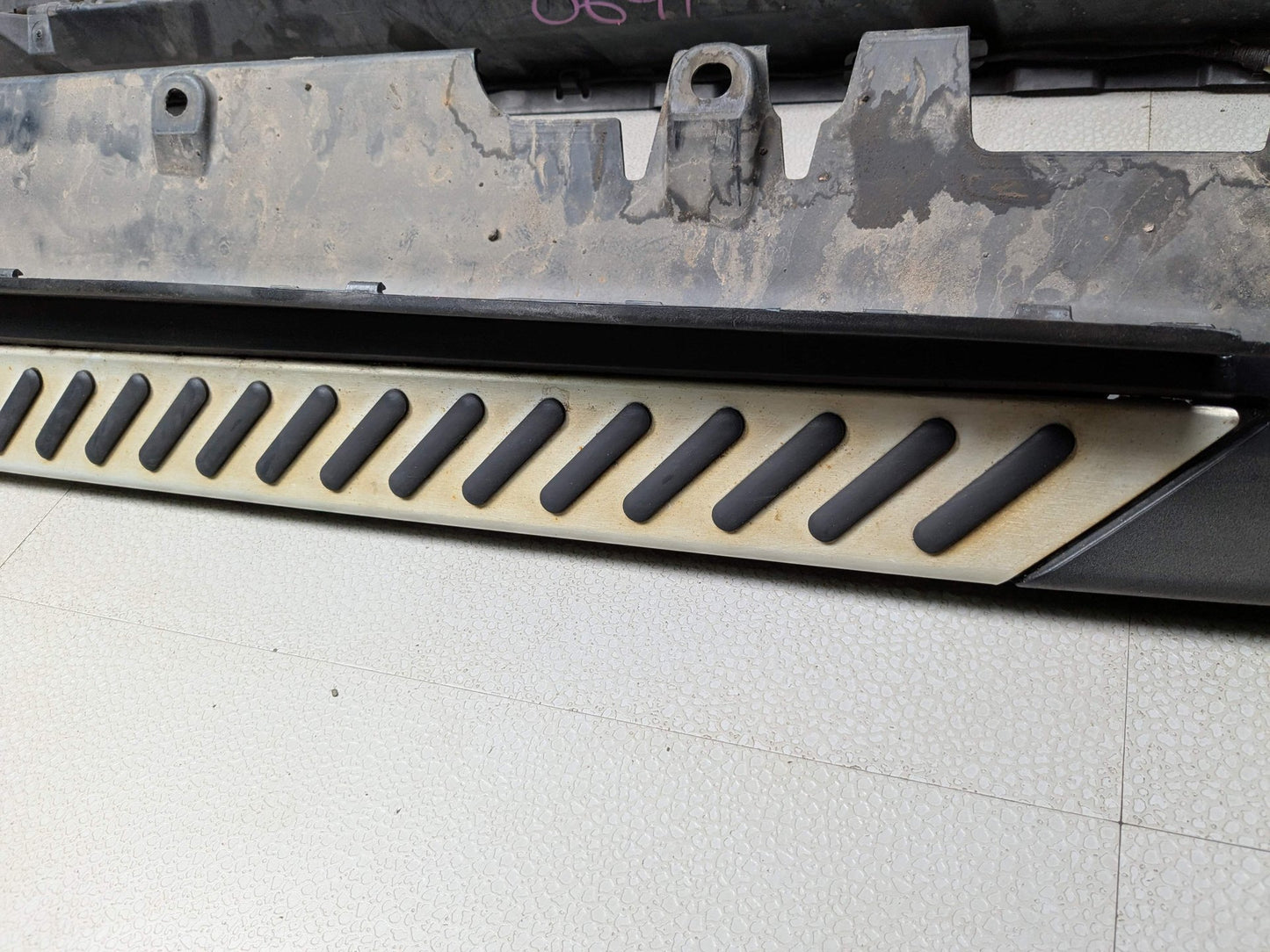 *OEM BMW F15 X5 Right Passenger Running Board Side Skirt Rocker Panel w Bracket