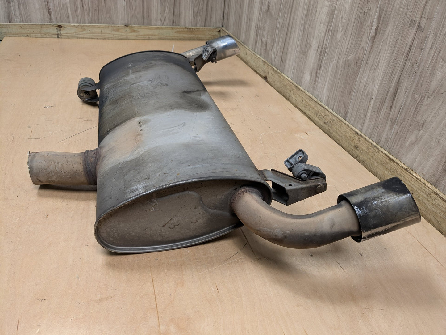 18-21 OEM BMW G01 X3 30i 30iX Engine B46 Rear Muffler Exhaust System w/ Tips