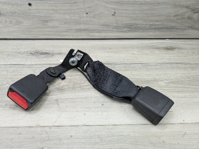 20-24 OEM BMW F44 228 M235 Rear Center Middle Seatbelt Seat Belt Buckle