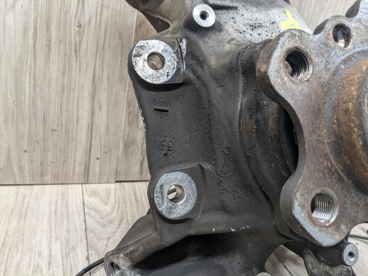 2017-2023 BMW M550i G30 Rear Right Passenger Spindle Knuckle w/ Bearing 6866338 17-23 OEM BMW G30 530 540 M5550 REAR Right Passenger Hub Knuckle Bearing Carrier OEM