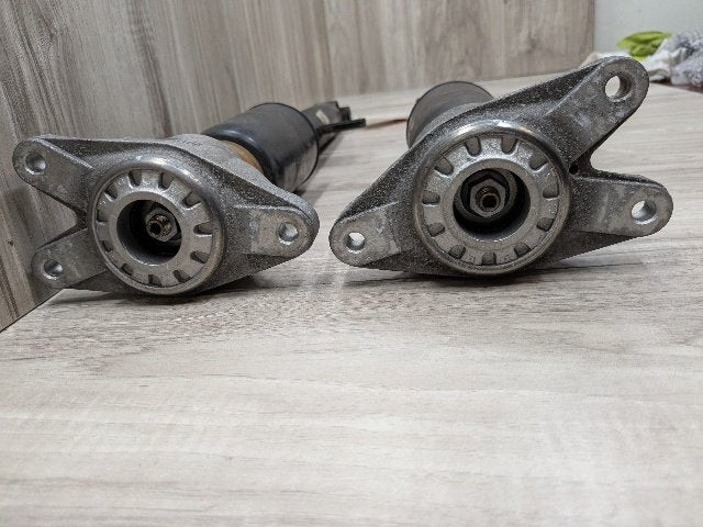 22-25 OEM BMW G42 230iX AWD REAR Left Right Side Strut Shock Absorber PAIR 12k