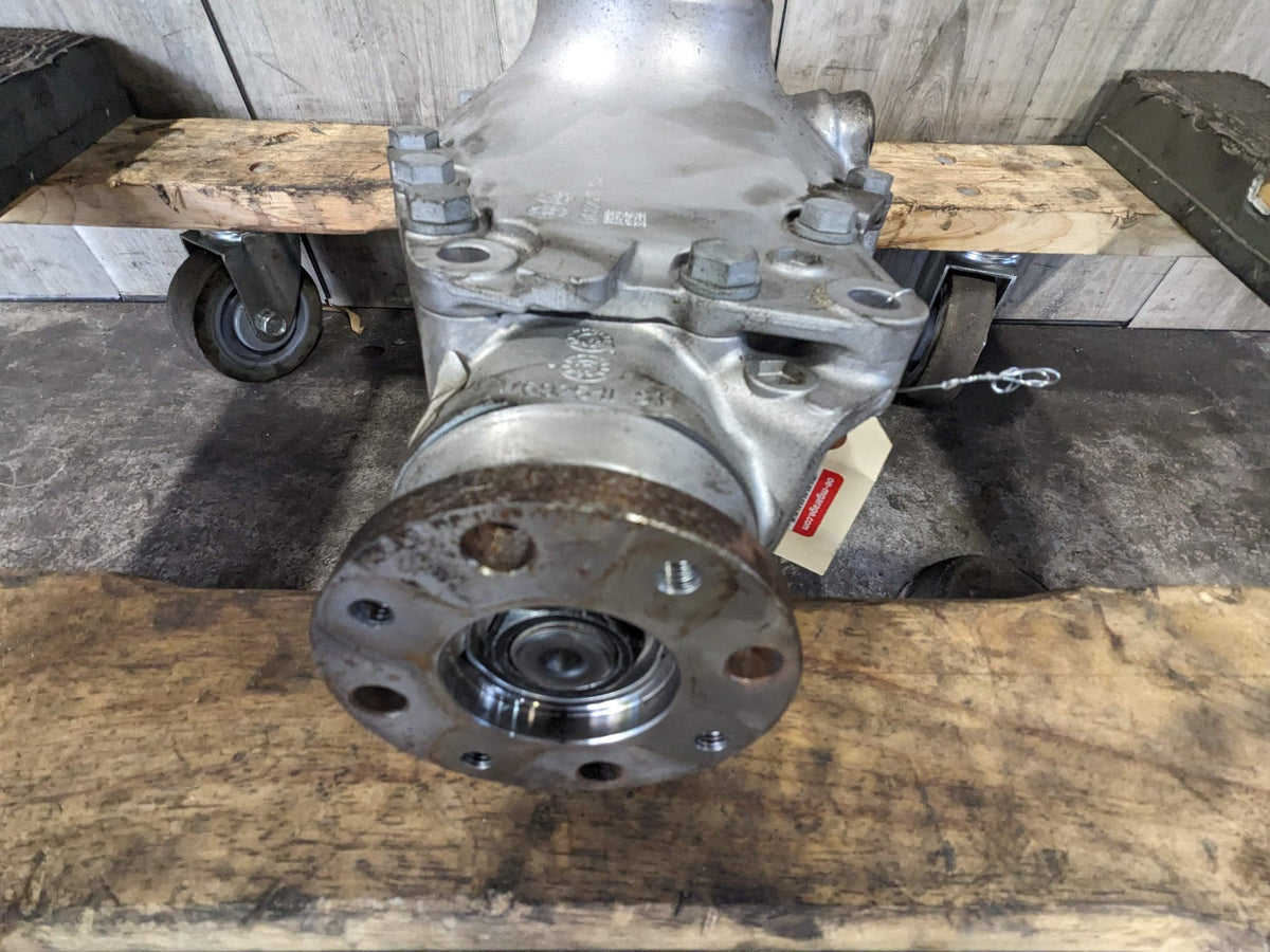 2018 BMW 540i G30 Front Axle Carrier Differential 8635703 OEM BMW G14 G15 G16 G26 G30 B46 B58 AWD Front Differential Axle Carrier 2.93 80K