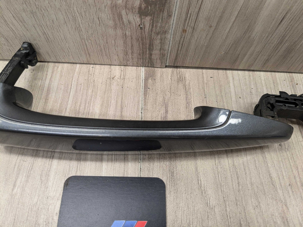 OEM BMW F30 F32 F80 F82 Front Right Passenger Door Handle COMFORT ACCESS Gray