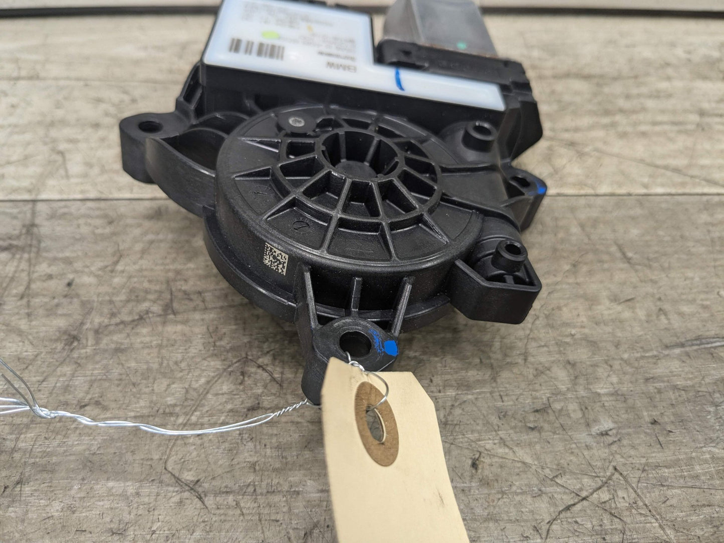 2021 BMW 330i G20 Front Left Driver Door Window Glass Regulator Motor 8498859 OEM BMW G20 G80 330 M340 M3 FRONT Left Driver Side Door Window Regulator Motor
