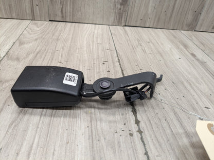 OEM BMW F90 M5 G30 530 540 M550 Rear Right Passenger Seatbelt Seat Belt Buckle