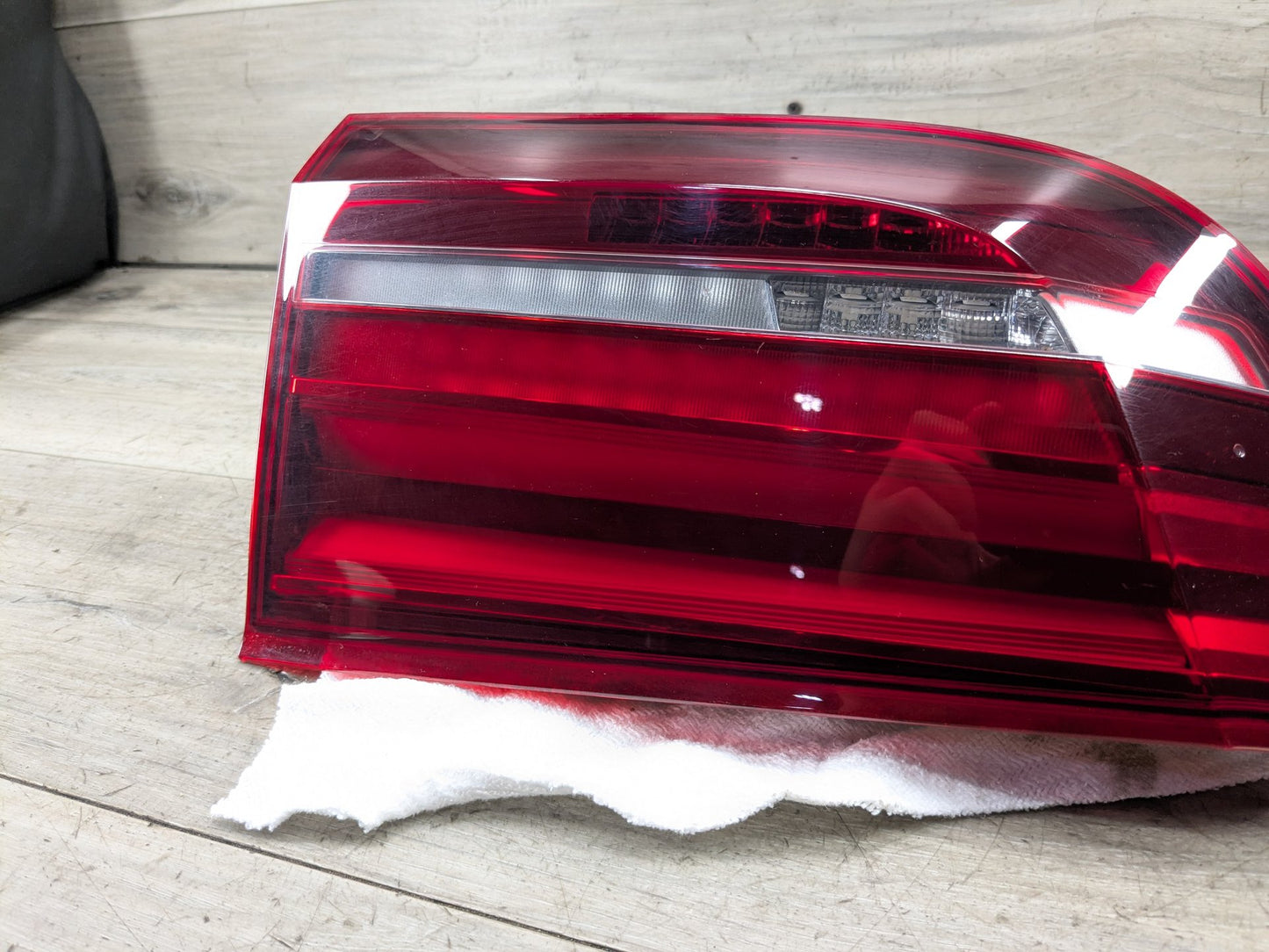 14-18 OEM BMW F15 F85 X5 X5M Rear Right Passenger Trunk Inner Stop Tail Light
