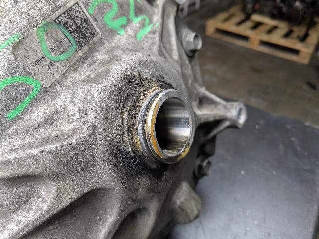 07-14 OEM BMW E70 E71 X5 X6 X5M AWD Front Differential Axle Carrier Ratio 3.64