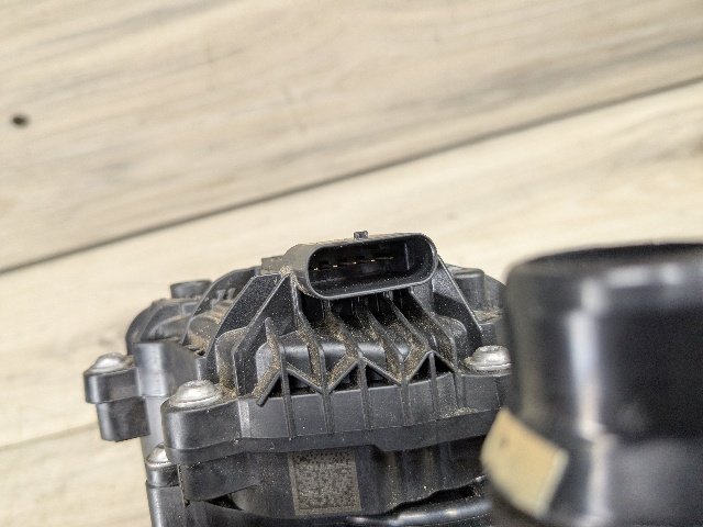 OEM BMW G01 G05 G07 G20 G22 G23 G26 G30 G42 Engine B58 Heat Management Module