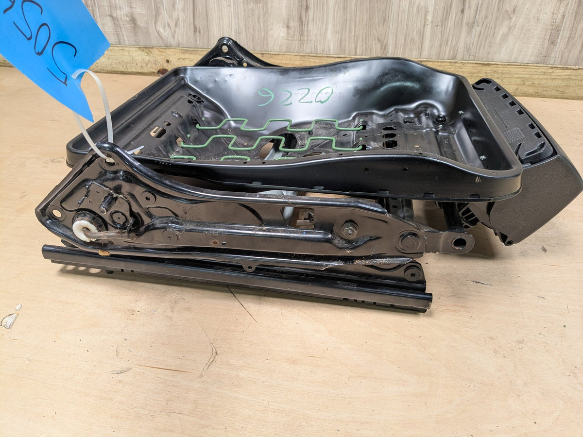 10-16 OEM Mercedes W212 W218 E350 E550 Front Left Driver Seat Rail Track Frame