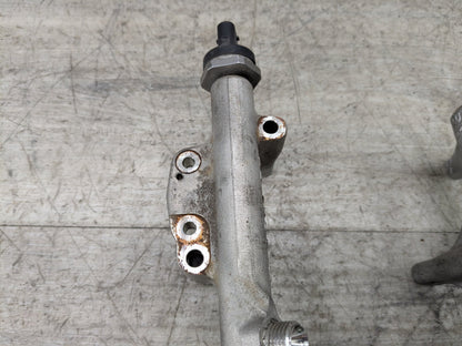 12-23 OEM BMW F30 G30 540 740 Engine Pressure Fuel Injector Rail Line B58 F34