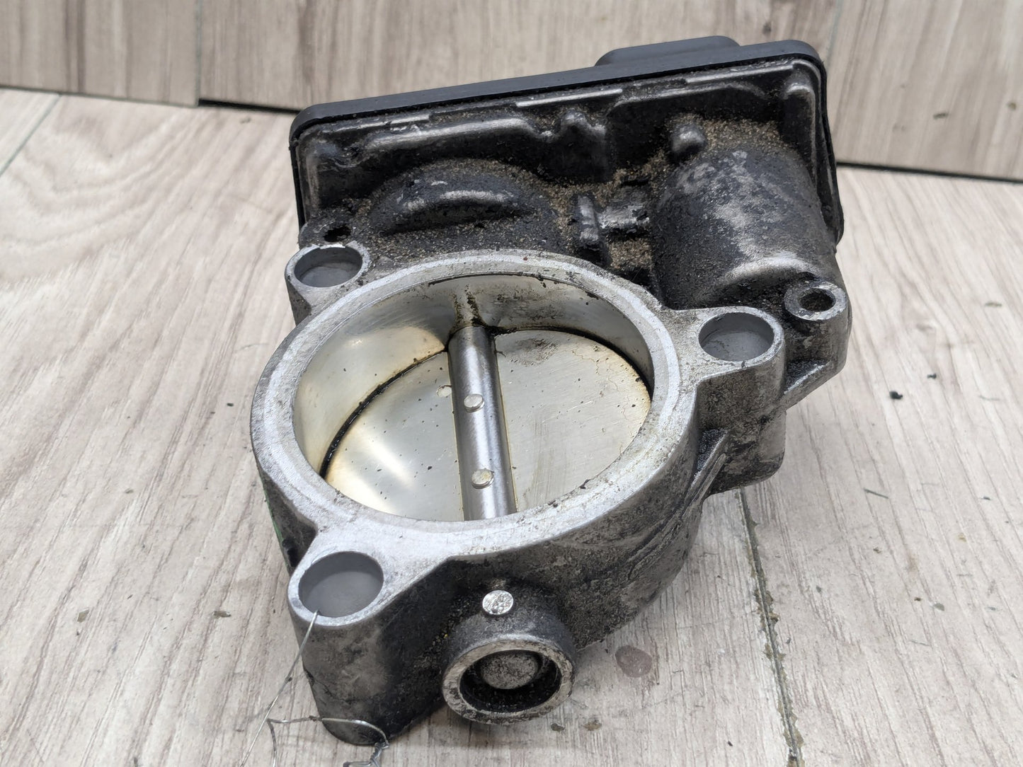 OEM BMW F39 F44 F48 F90 G05 G12 750 G30 M550 M8 Engine B46 N63 S63 Throttle Body