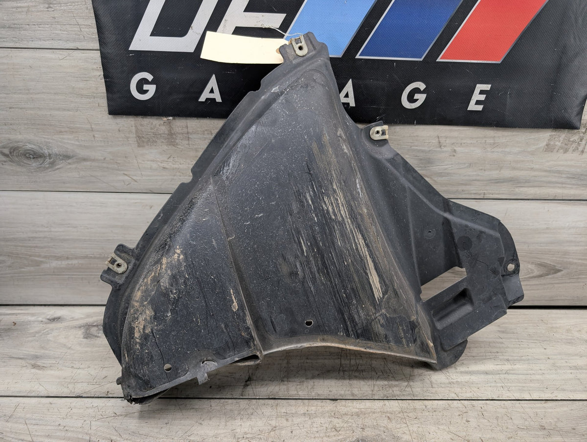 2017-2023 BMW M550i G30 Front Left Driver Wheel Fender Liner Splash Guard 8060031 OEM BMW G30 530 540 M550 M SPORT Left Under Body Spalsh Guard Shield OEM