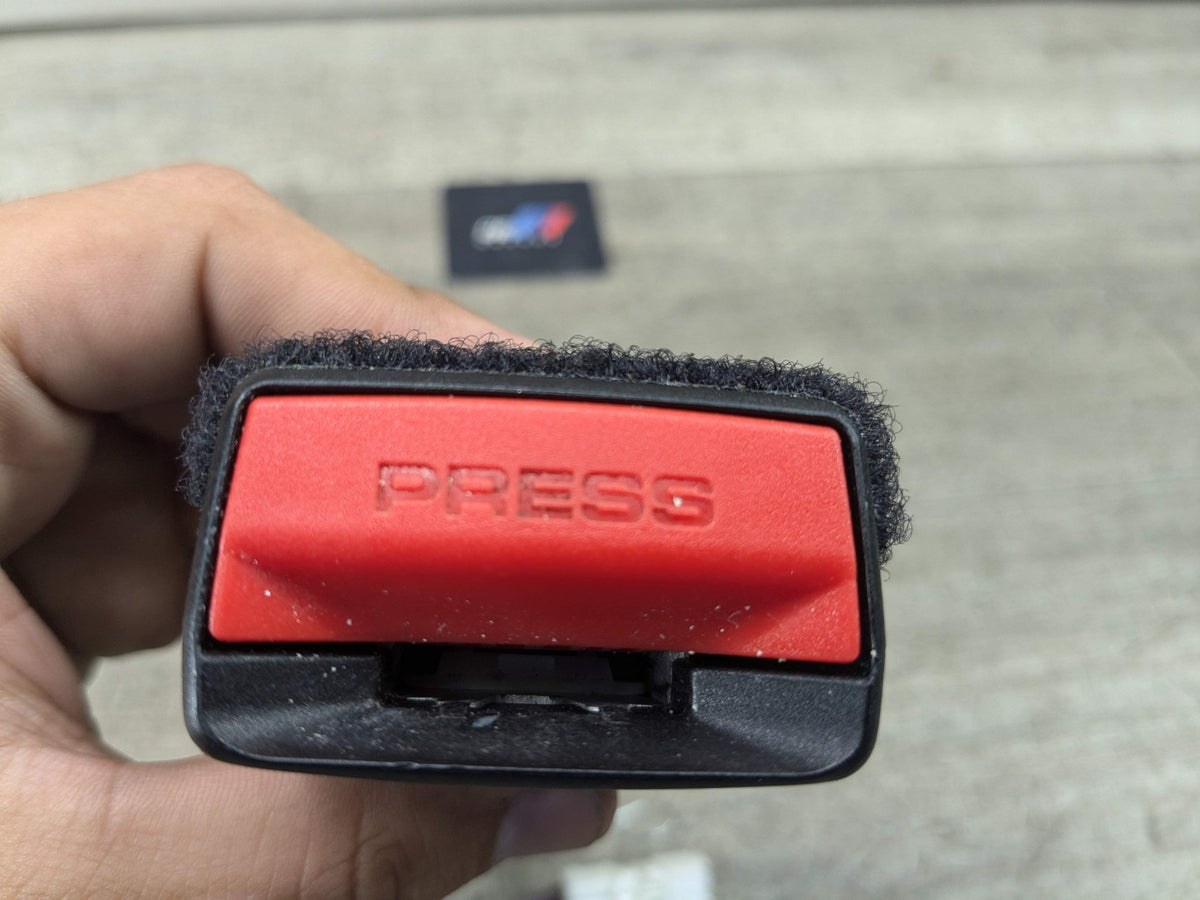 OEM BMW F39 F48 G29 X1 X2 Z4 FRONT Left Right Side Seatbelt Seat Belt Buckle