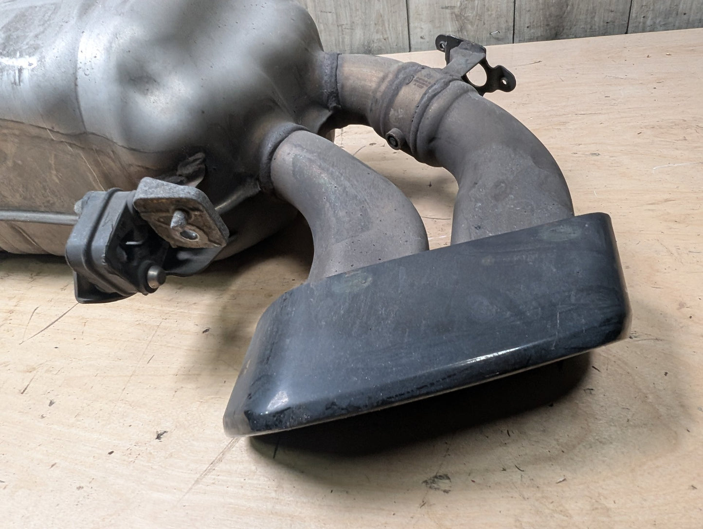 16-19 OEM BMW G11 G12 750i 750iX Engine N63R Rear Exhaust Pipe Muffler M SPORT
