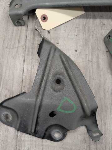 16-22 OEM BMW F48 X1 28i 28iX Front Left Driver Side Fender Holder Bracket SET