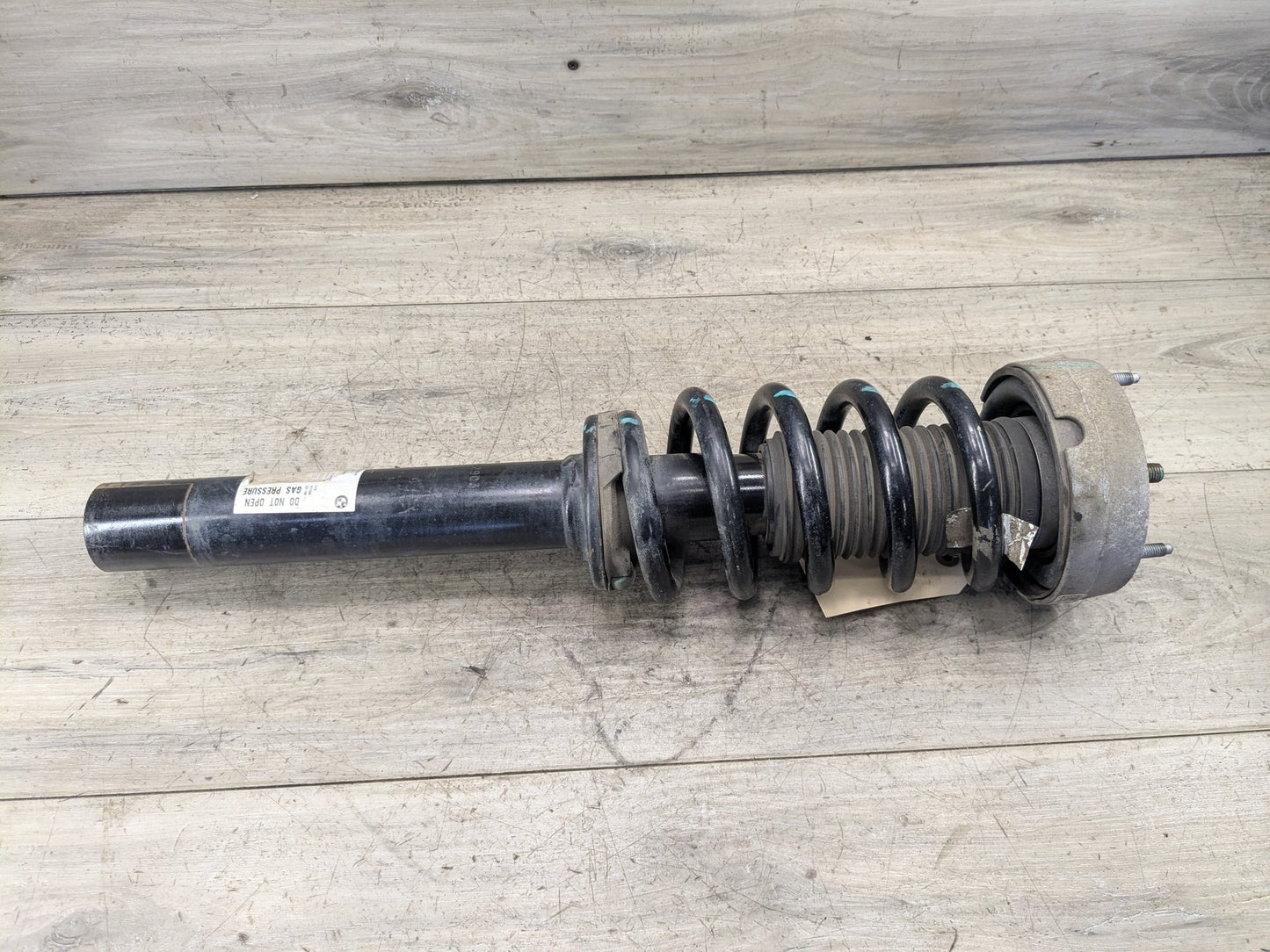 OEM BMW F15 F16 X5 X6 35iX 35dX FRONT Left Driver Strut Shock Absorber Spring