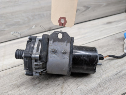 2009-2017 Mercedes-Benz E-Class A207 E550 M278 Engine Motor Cooling Auxiliary Water Pump A0005000386