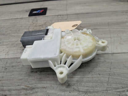 2019 BMW 330i G20 Rear Right Passenger Door Window Glass Regulator Motor 8495868 19-24 OEM BMW G20 G80 330 M340 Rear Right Passenger Door Window Regulator Motor