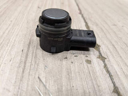 15-20 OEM BMW F16 F90 F97 G01 G30 I12 i8 M5 X3 Bumper Parking PDC Sensor
