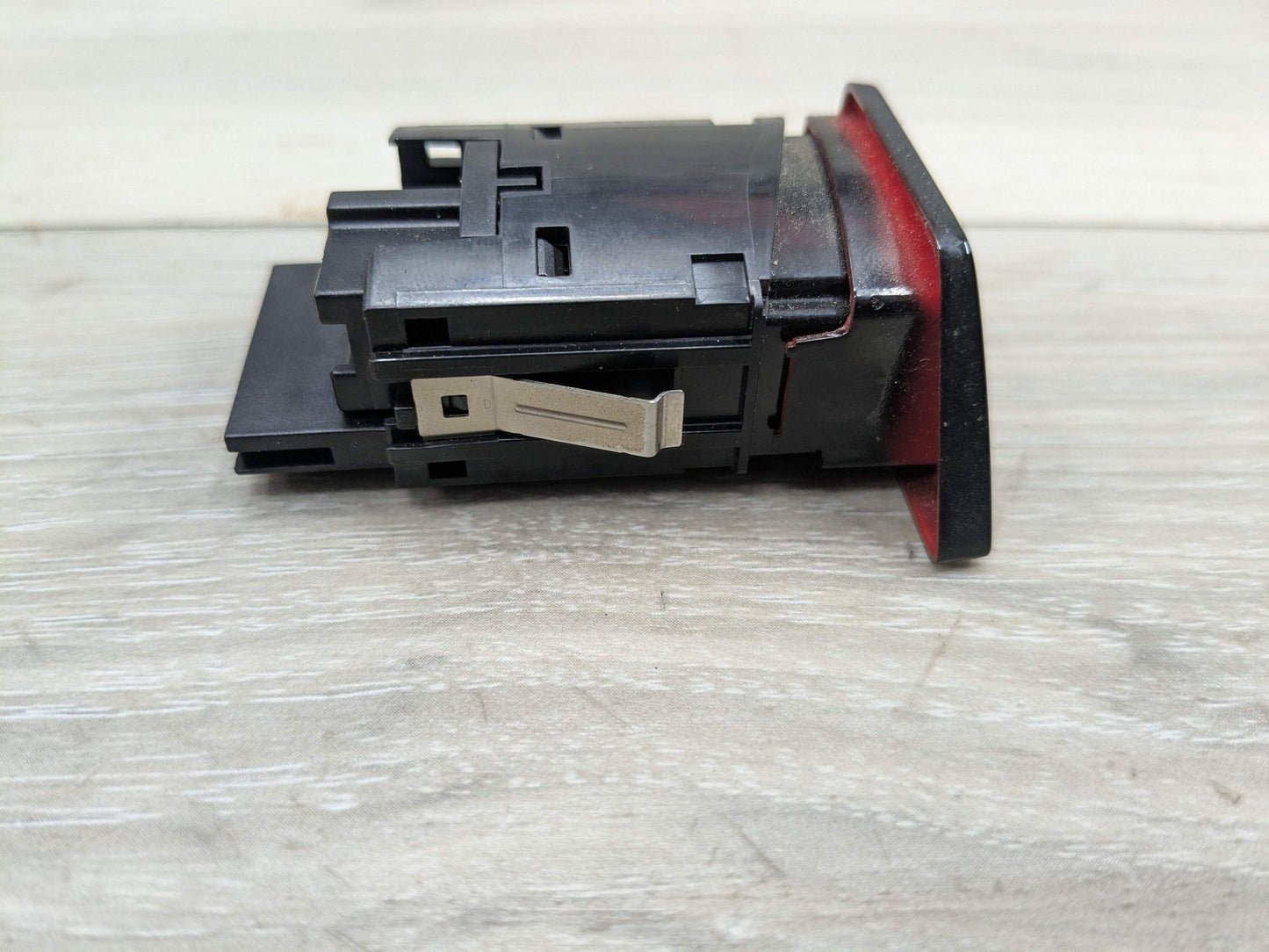 16-19 OEM BMW G12 G30 F90 M5 Center Hazard Warning Flasher Control Switch Module