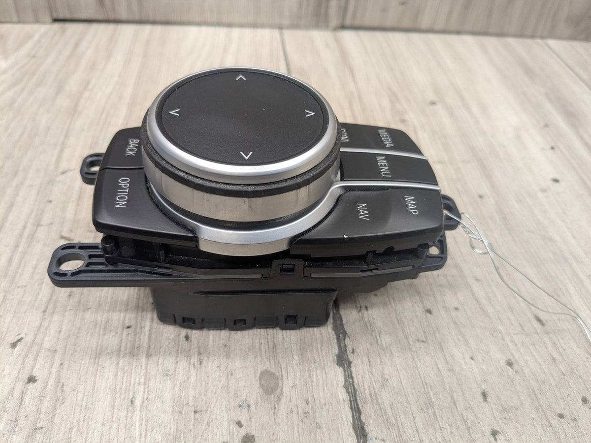 OEM BMW G30 G01 G02 F90 X3 X4 iDrive Navigation Controller Knob NBT NAV Button