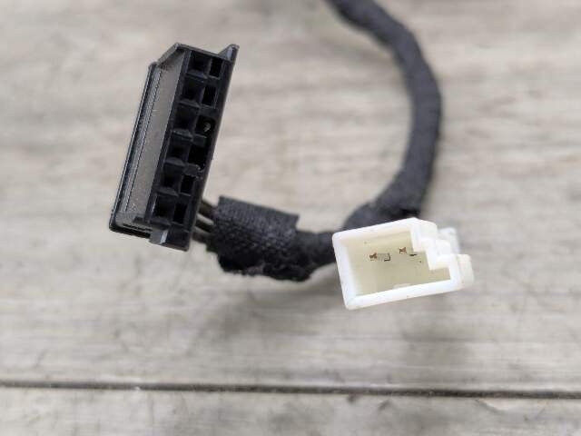 11-17 OEM BMW F02 F10 F15 F22 F30 F32 F36 Steering Wheel Control Wiring Module