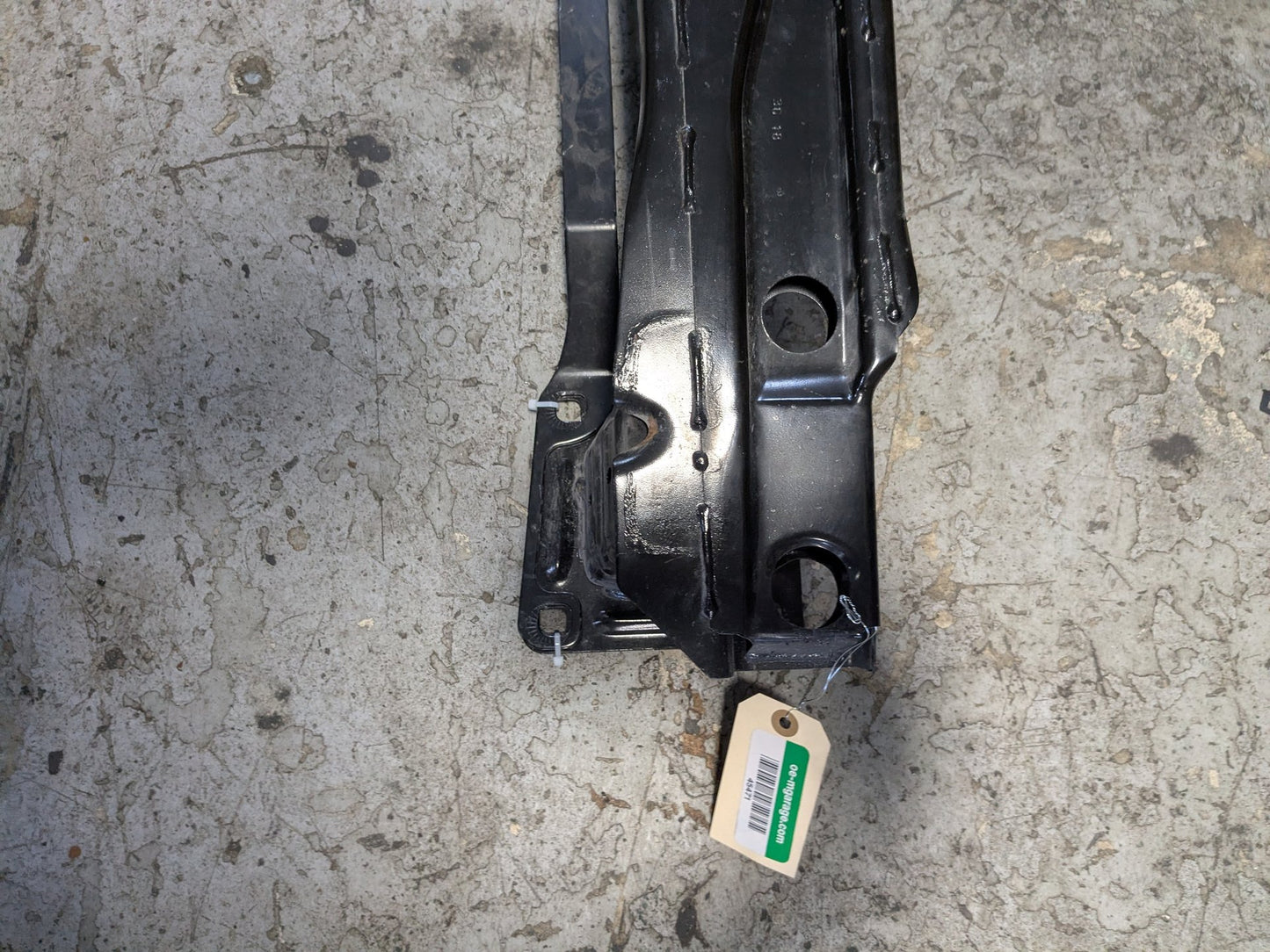 OEM AUDI Q5 SQ5 Rear Bumper Cover Support Mount Panel w/ Crash Bracket SET