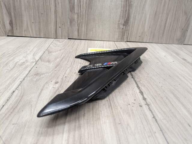 2020 - 2024 BMW X3 F97 Front Right Passenger Fender Trim Molding 8070538 S58
