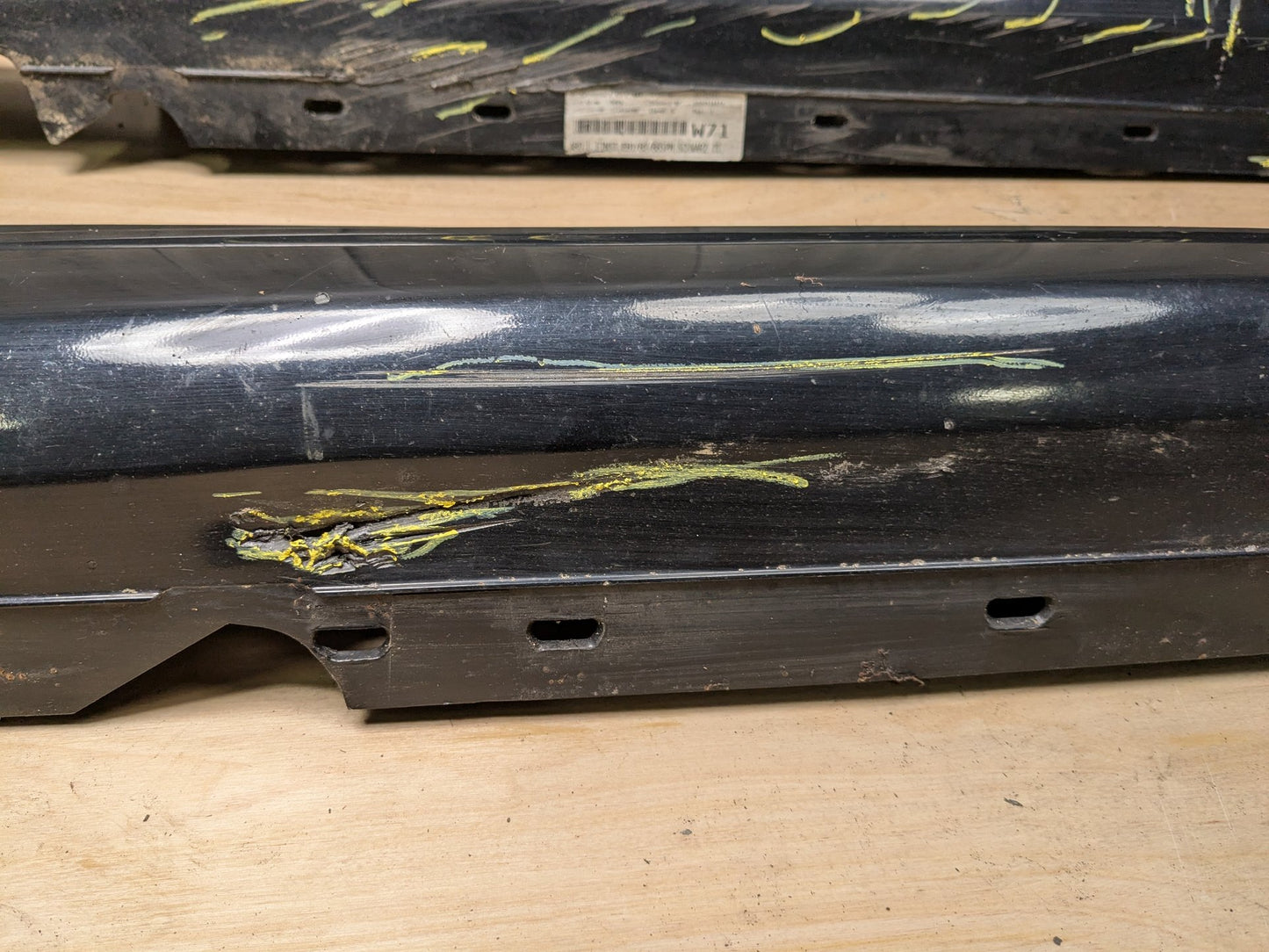 OEM BMW E82 E88 128 135 M SPORT Left Right Side Skirt Rocker Panel Black 668