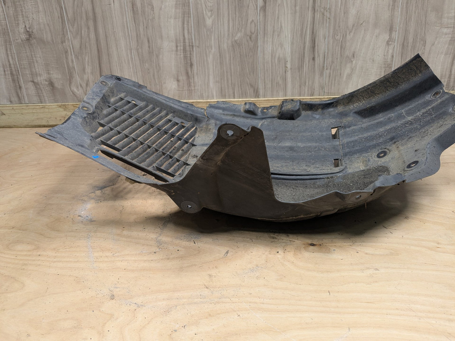 OEM BMW G30 530 540 M550 Left Driver Side Fender Liner Wheel Splash Shield