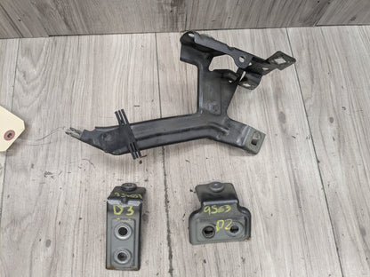 16-19 OEM BMW G11 G12 740 750 Front Left Driver Fender Wing Holder Bracket SET