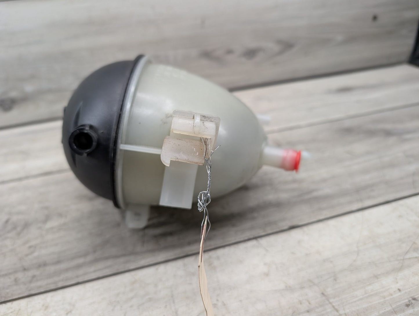 2009-2017 Mercedes-Benz E550 E-Class A207 Coolant Expansion Tank Reservoir A2045000649 OEM