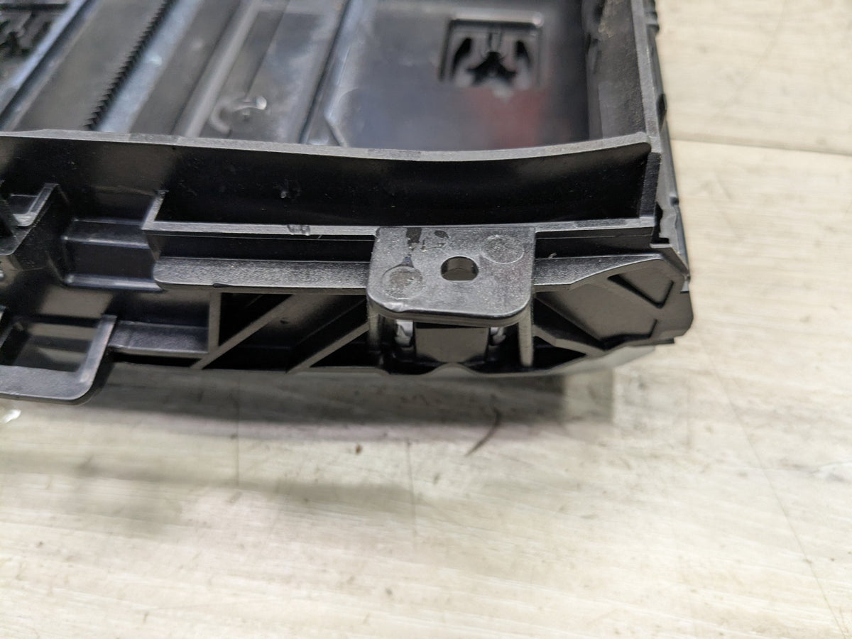2017-2023 BMW M550i G30 Storage Cup Holder Compartment Assembly 9330629 OEM BMW F90 G30 G32 530 540 M550 M5 Center Console Storage OEM