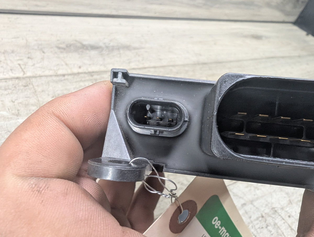 17-24 OEM AUDI A4 A5 Q7 Left Right Seat Occupant Detection Module Sensor