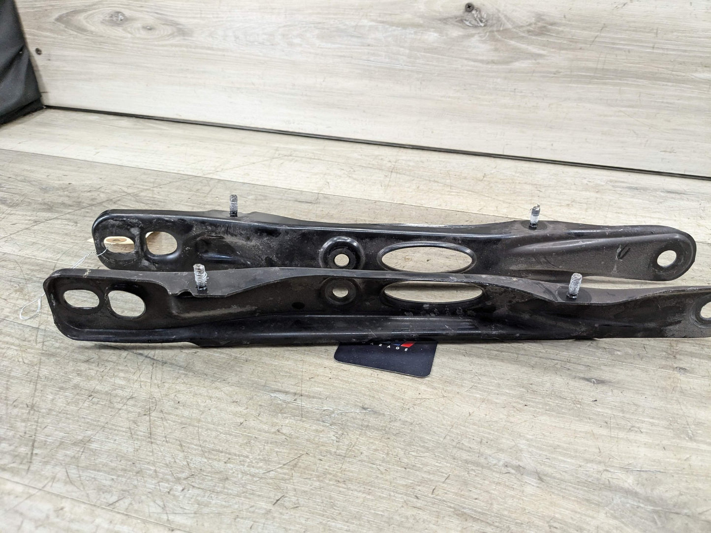 2021 BMW 540i G30 Rear Right Passenger Control Arm 6875104 OEM BMW G11 G12 G30 530 540 M550 740 750 M760 REAR Left Right Lower Control Arm