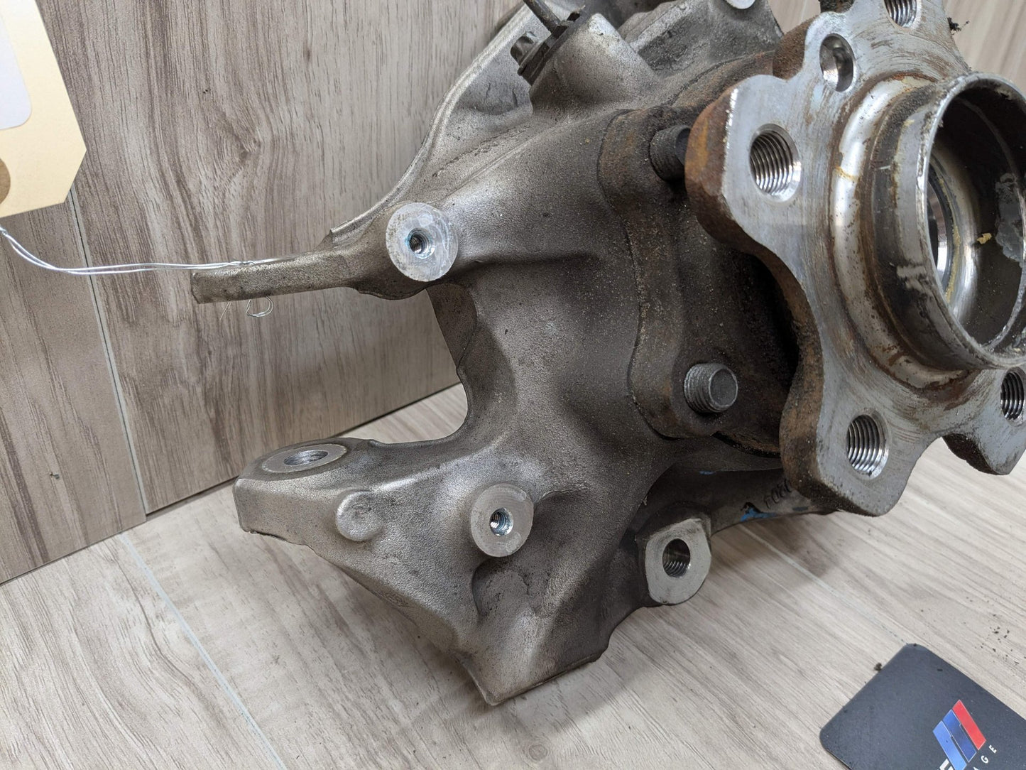 2021 BMW M340i G20 Rear Left Driver Spindle Knuckle w/ Bearing 6898479 19-25 OEM BMW G20 330 M340 REAR Left Driver Knuckle Wheel Hub Spindle Bearing