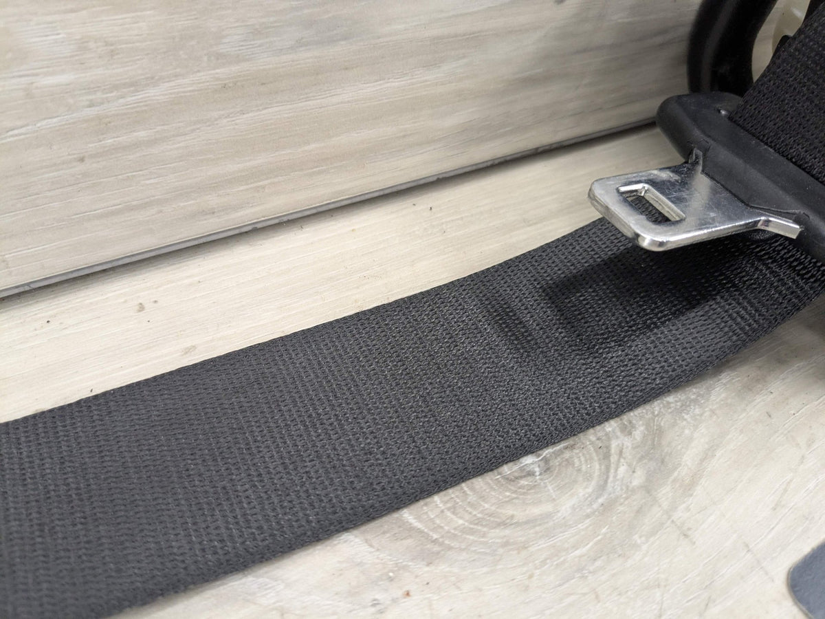 OEM BMW F97 F98 G01 G02 X3 X4 REAR Right Side Seat Belt Seatbelt Retractor