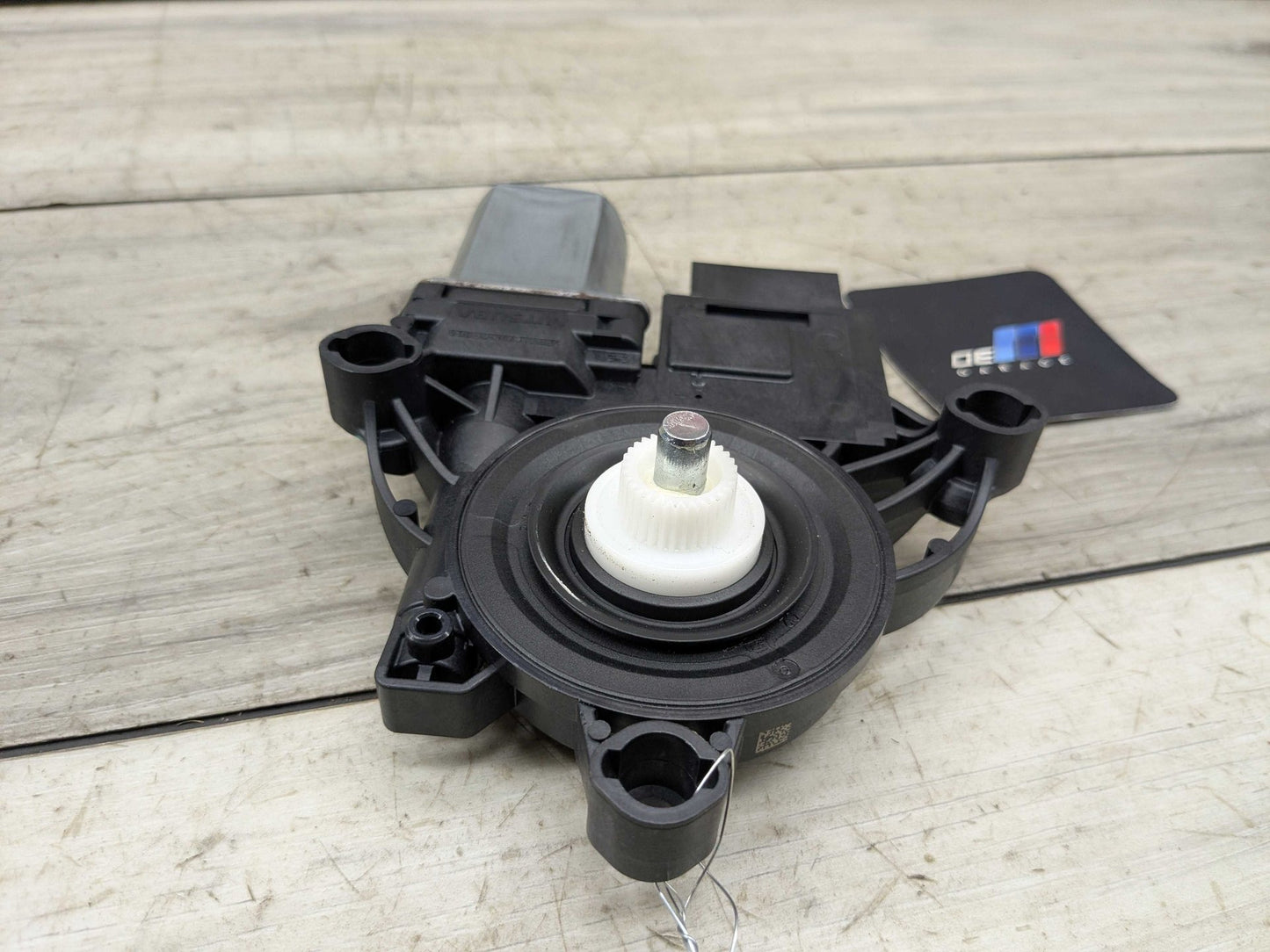 2021 BMW 330i G20 Rear Right Passenger Door Window Glass Regulator Motor 8498864 OEM BMW G20 G80 330 M340 REAR Right Passenger Side Door Window Regulator Motor