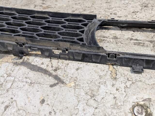 *17-20 OEM BMW G30 Front Bumper Lower Center Grille Trim Black