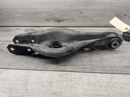 2020 BMW 330i G20 Rear Right Passenger Control Arms SET 6884694 OEM BMW G20 G22 G23 G26 G29 G42 Rear Right Passenger Upper Lower Control Arm SET