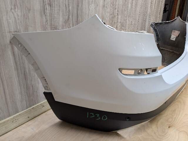 *11-17 OEM BMW F25 X3 28i 28iX 35iX Rear Bumper Cover w/ Diffuser White 300