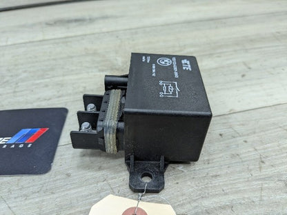 2020 BMW X5 G05 Cooling Fan Relay Module 6836504 OEM BMW F23 F30 F44 F80 G01 G05 G12 G30 Cooling Fan Relay Control Module 130A