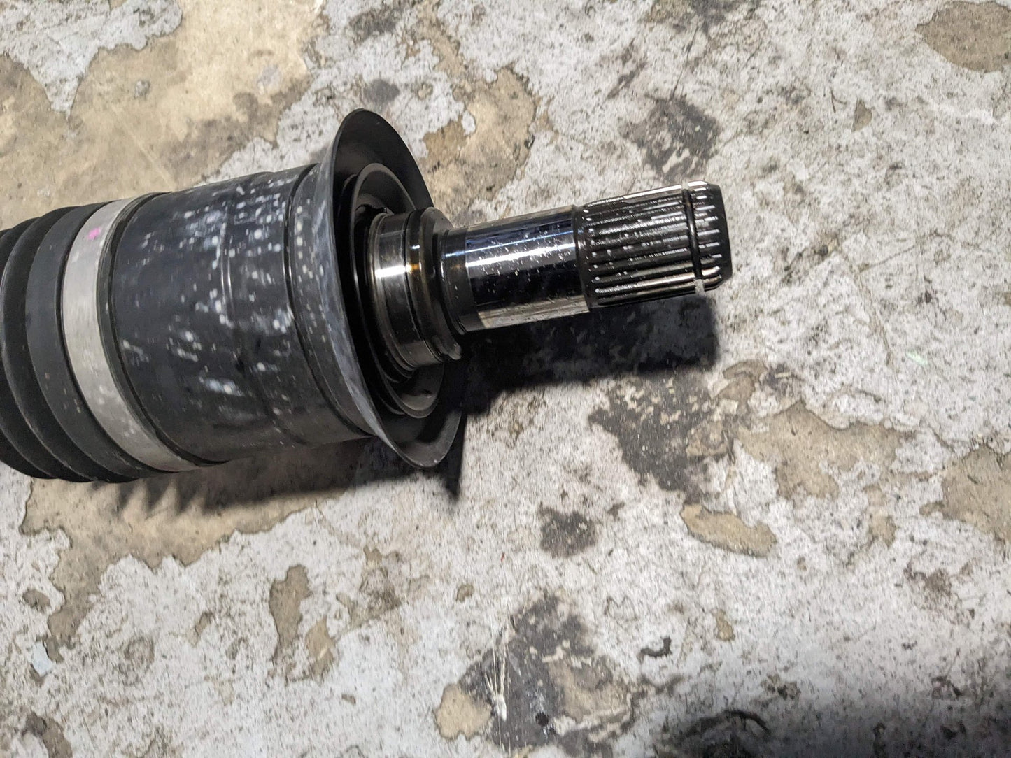 2015 BMW 328i F31 Rear Left Driver Half Shaft Output CV Axle 8603109