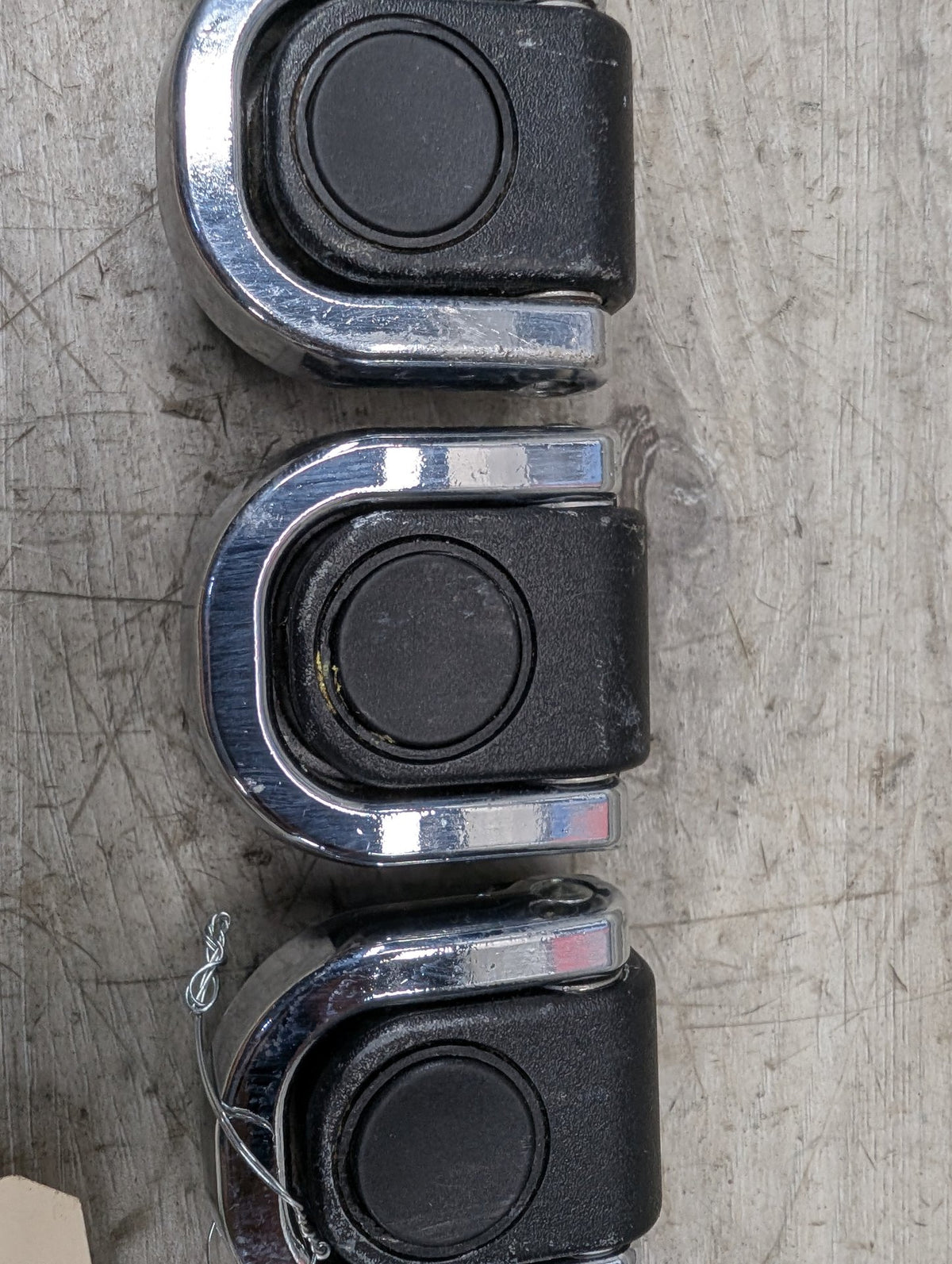 OEM BMW E70 E83 F15 F25 G01 X3 X5 Trunk Cargo Latch Tie Down Hook Clasp Ring (4)