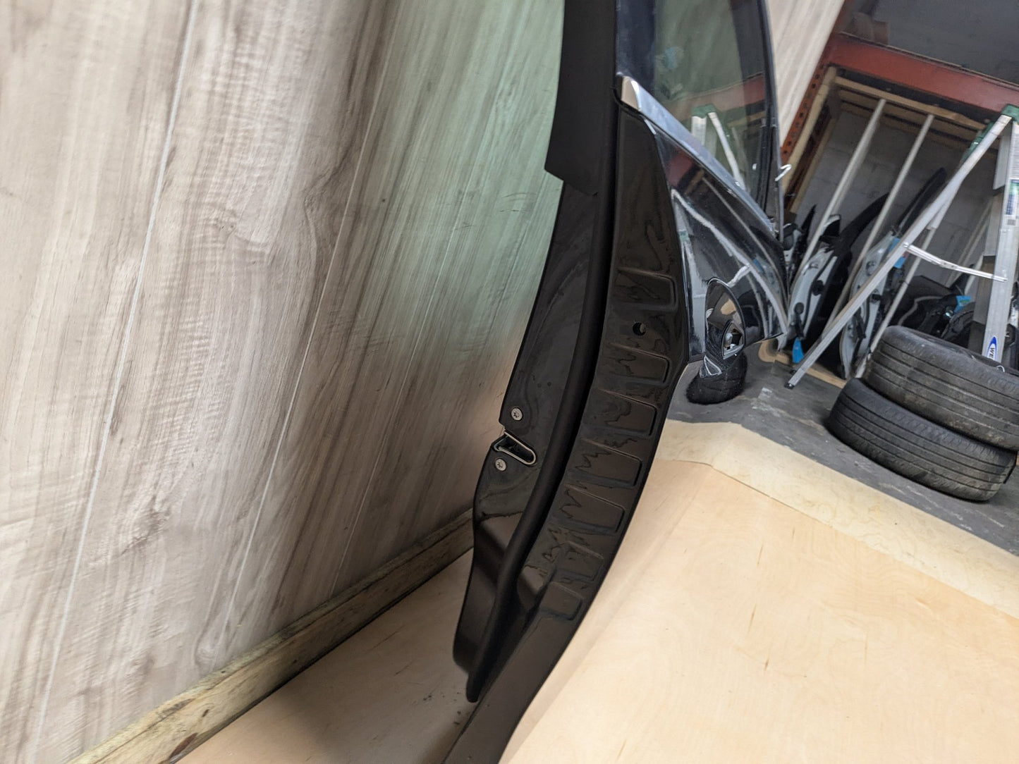 OEM Mercedes W212 E350 E400 E550 Front Right Passenger Door Shell Panel Black 197 (Obsidian black- Metallic finish)
