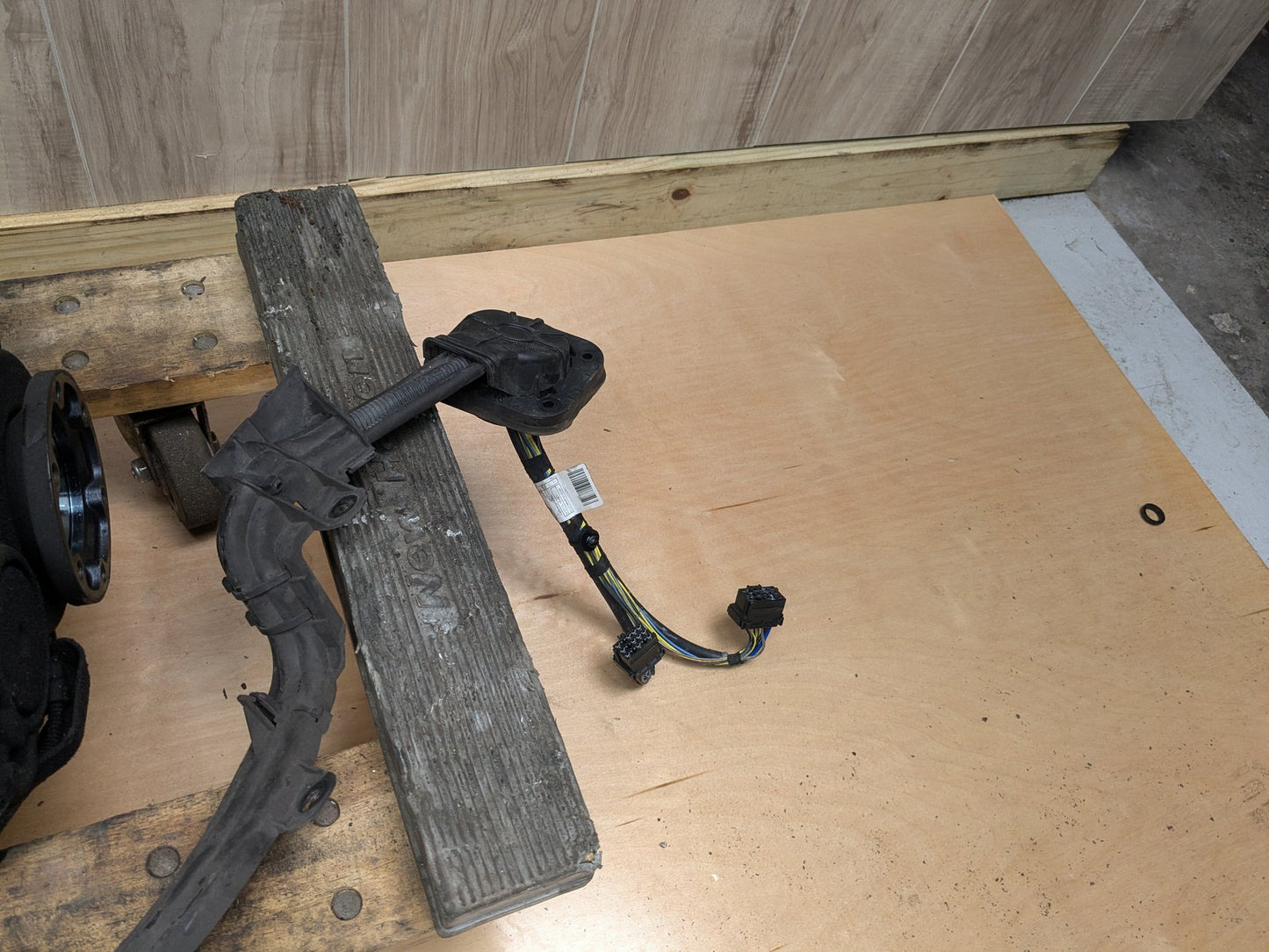 2015 BMW X6 Rear Axle Carrier Differential 97533k 7850170
