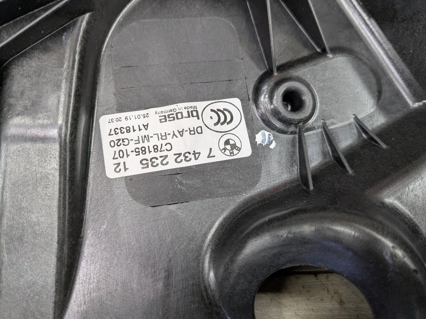 2019 BMW 330i G20 Rear Left Driver Door Window Glass Regulator Motor 7432235 OEM BMW G20 G80 330 M340 M3 REAR Left Driver Door Window Regulator Motor