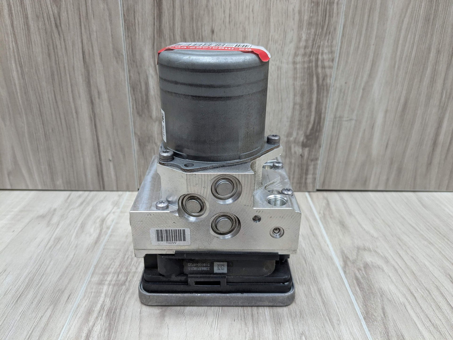 2016 BMW 750i G12 ABS Pump Module 6899026 16-19 OEM BMW G01 G12 G30 ABS Brake Pump Anti Lock DSC Dynamic Stability Control