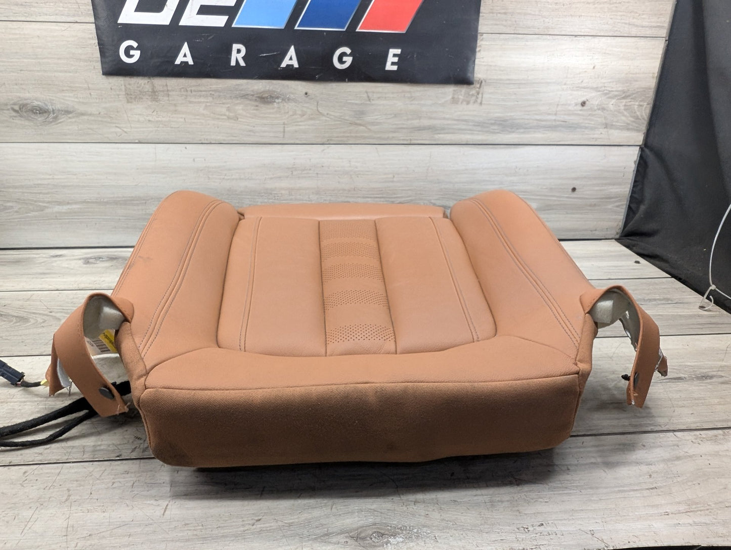 2019-2026 BMW X5 G05 Front Left Driver or Right Passenger Seat Lower Cushion 8493236 ENGINE STARTER: The engine may no be able o be s ar ed. I he dri er repea edly a emp s o s ar he engine using excessi ely long s ar ing a emp s, his may cause an elec ric